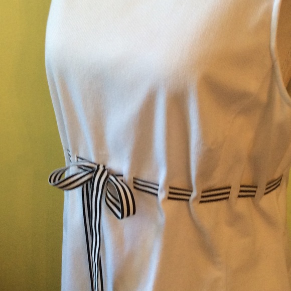 Noviello-Bloom White Sleeveless Empire Dress Sz 12 - Picture 3 of 14